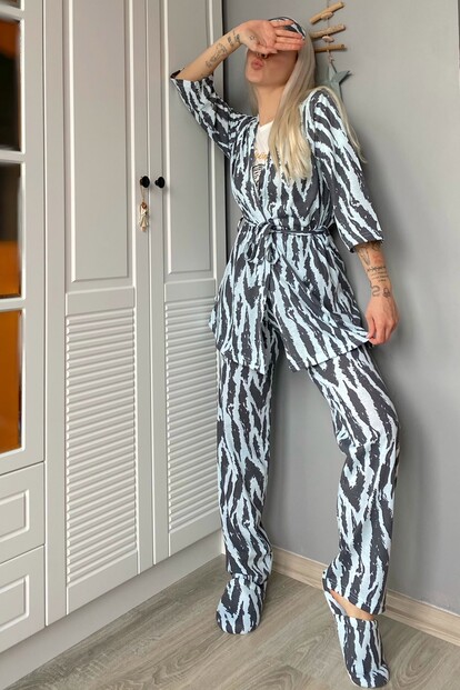 Savage Baskılı Sabahlıklı Pijama Takımı - 4