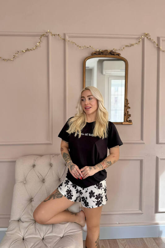 Siyah Belle Desenli Kısa Kollu Şortlu Örme Kadın Pijama Takımı - Pijamaevi (3)