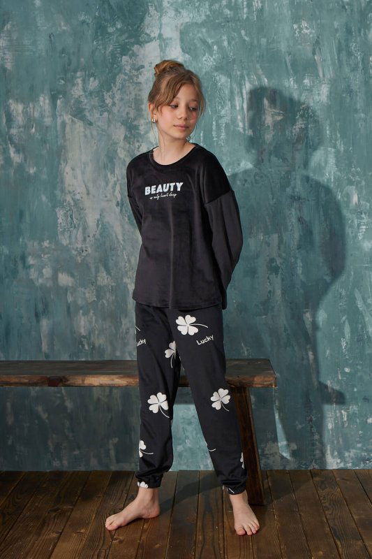 Siyah Beyaz Beauty Desenli Exclusive Kadife Kız Çocuk Pijama Takımı  - Pijamaevi (3)