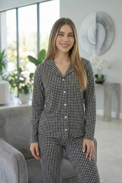 Siyah Beyaz Ekose Baskılı Önden Düğmeli Uzun Kollu Kadife Pijama Takımı - 5