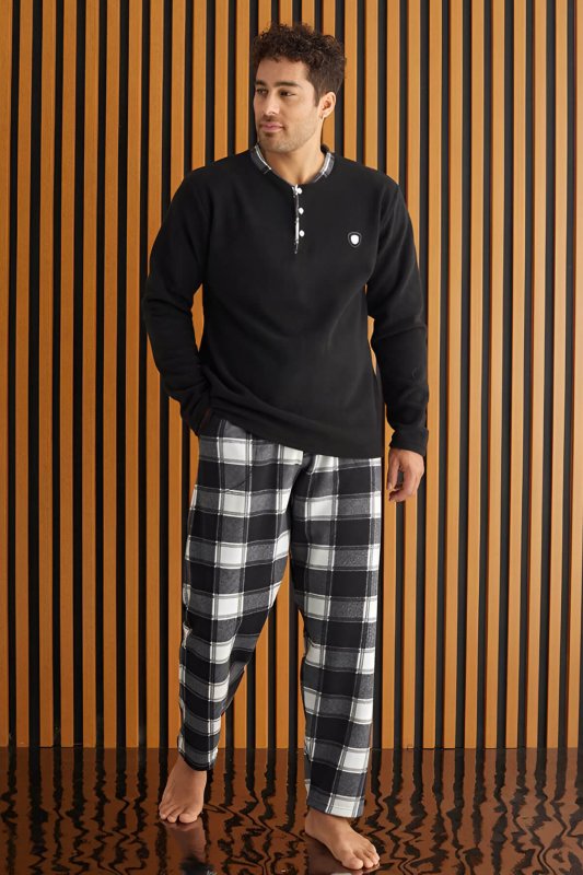 Siyah Beyaz Ekose Desenli Polar Erkek Pijama Takımı - Pijamaevi (1)
