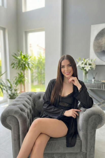 Siyah Bralet Exclusive Kadife Sabahlıklı Kadın Pijama Takımı  - 4