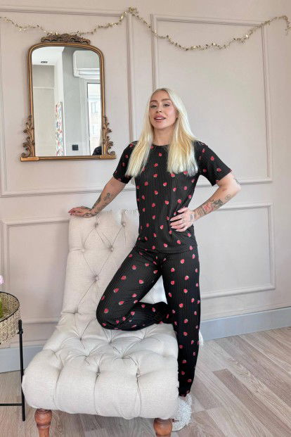Siyah Çilek Desenli Kısa Kol Örme Zincir Kadın Pijama Takımı - 6