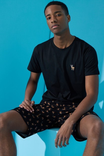Siyah Deer Baskılı Şortlu Erkek Pijama Takımı - 6