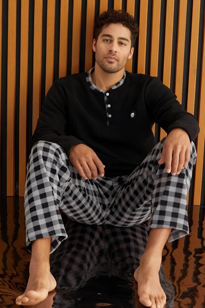 Siyah Gri Ekose Desenli Polar Erkek Pijama Takımı - 4