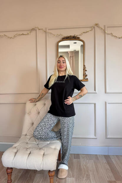 Siyah Gri Wild Beauty Desenli Pamuk Kısa Kollu Kadın Pijama Takımı - 6