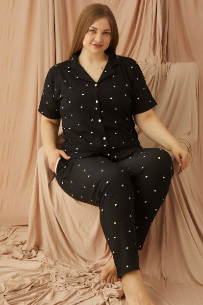 Siyah Kalp Desenli Önden Düğmeli Büyük Beden Battal Pijama - 1