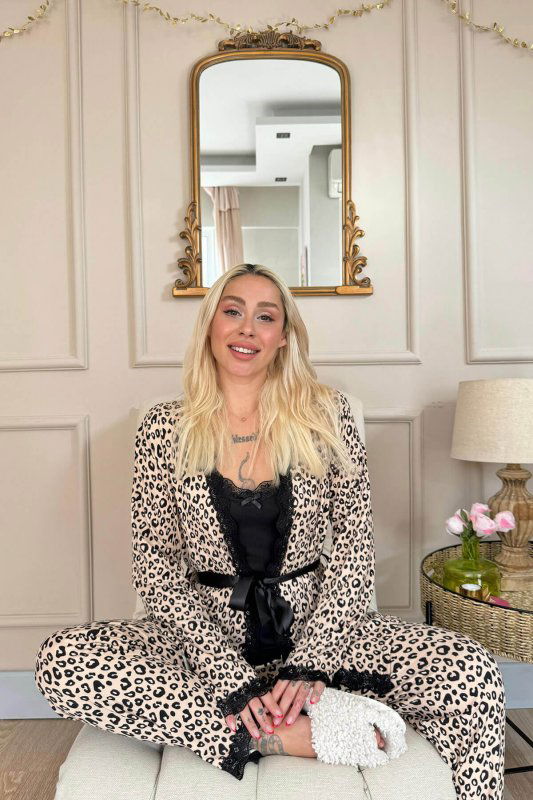 Siyah Leopar Desenli Bambu Sabahlıklı Kadın Pijama Takımı - Pijamaevi (2)