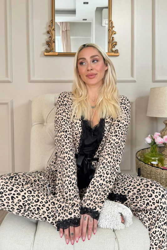Siyah Leopar Desenli Bambu Sabahlıklı Kadın Pijama Takımı - Pijamaevi (3)