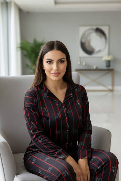 Siyah Lineo Desenli Exclusive Önden Düğmeli Kadife Kadın Pijama Takımı - 2