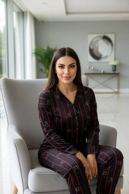 Siyah Lineo Desenli Exclusive Önden Düğmeli Kadife Kadın Pijama Takımı - 5