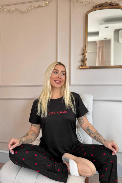 Siyah Love Desenli Bambu Kısa Kol Kadın Pijama Takımı - 4