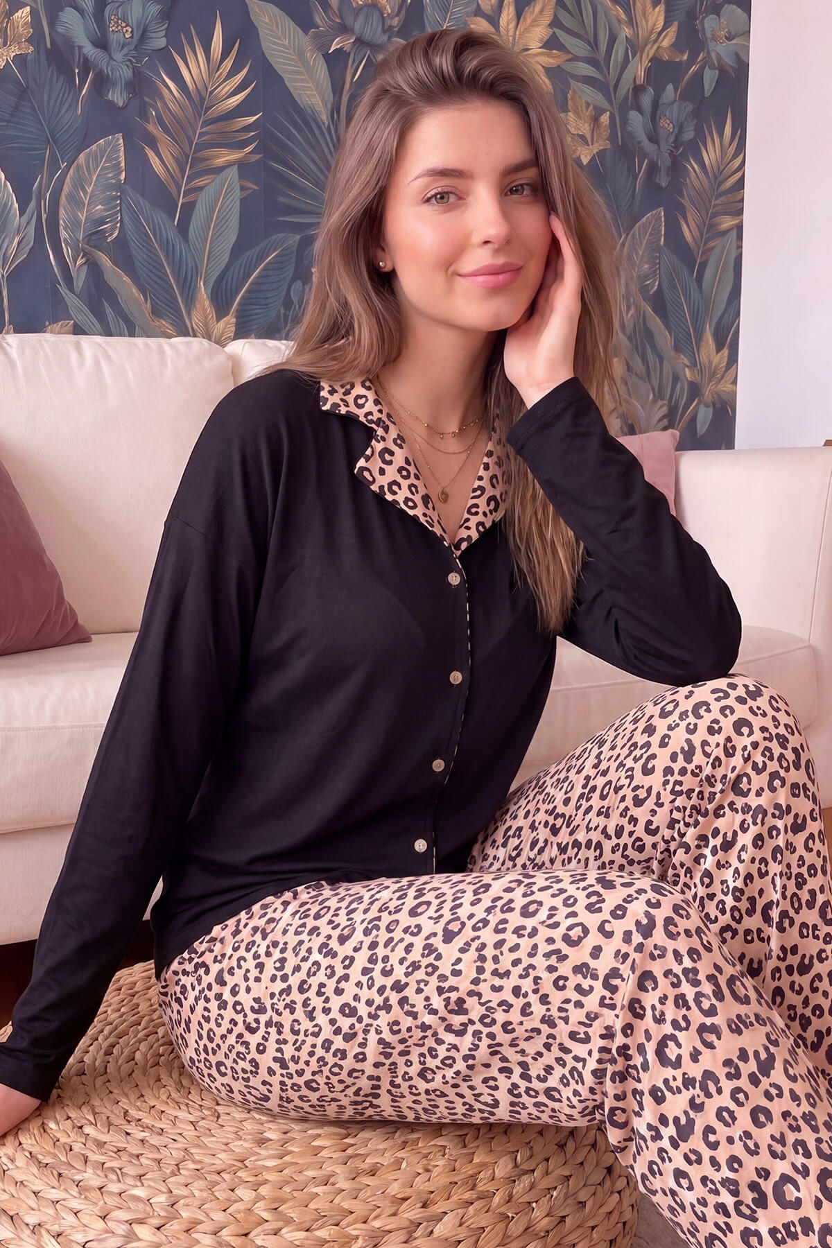 Siyah Pars Desenli Bambu Önden Düğmeli Uzun Kol Kadın Pijama Takımı - Pijamaevi