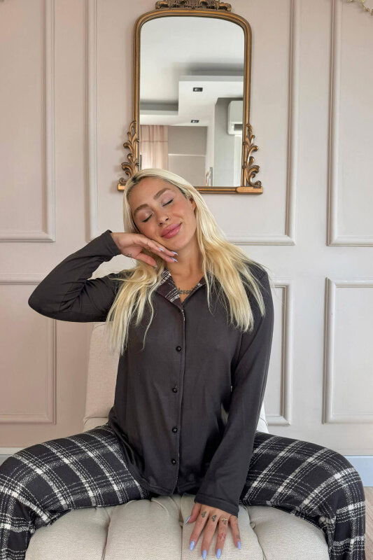 Siyah Rutete Desenli Termal Önden Düğmeli Kadın Pijama Takımı - Pijamaevi (3)