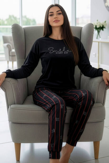 Siyah Smile Desenli Exclusive Kadife Kadın Pijama Takımı - 2