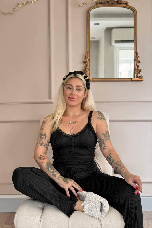 Siyah Sogno Örme Dantel Askılı Kadın Pijama Takımı - Pijamaevi (1)