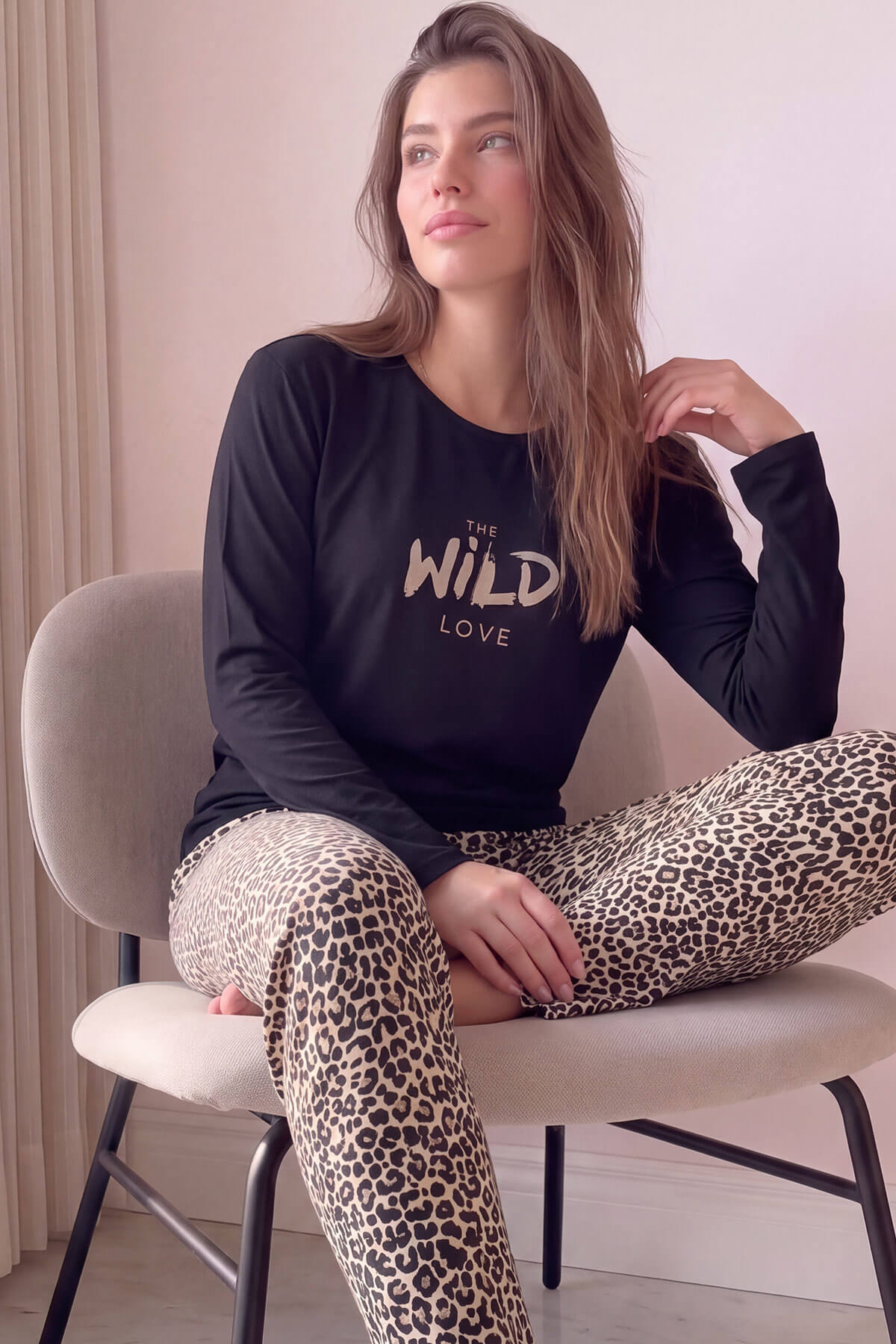 Siyah Wild Love Desenli Bambu Uzun Kol Kadın Pijama Takımı - Pijamaevi