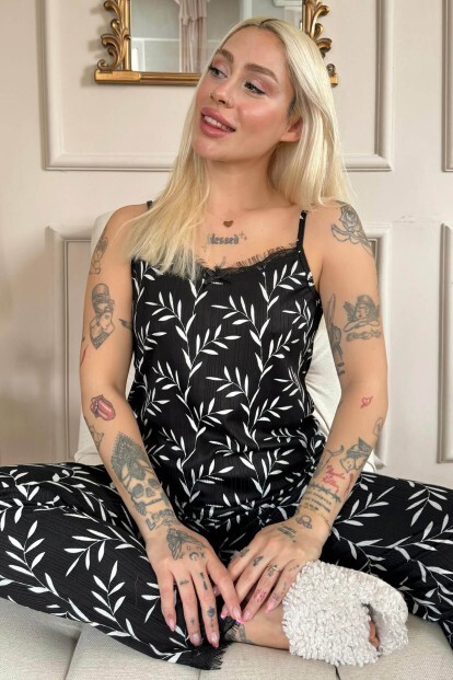 Siyah Zeytin Dalı Dantelli İp Askılı Örme Kadın Pijama Takımı - 7
