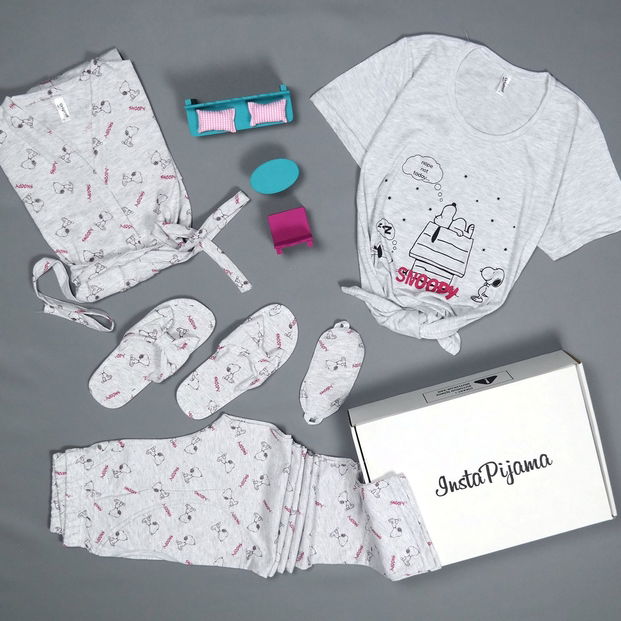 Snoopy Desenli Sabahlıklı Pijama Takımı - 3