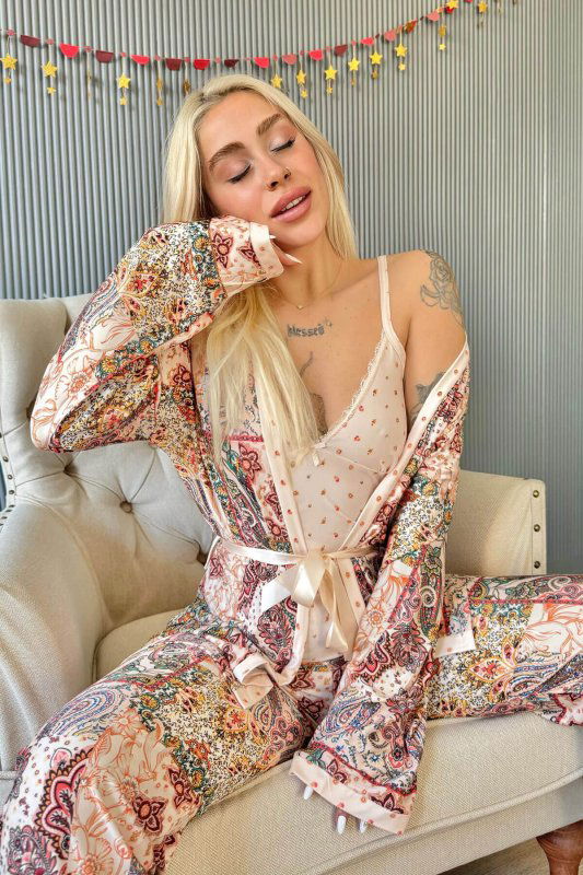 Somon Flore Exclusive Örme Sabahlıklı Kadın Pijama Takımı - Pijamaevi (1)