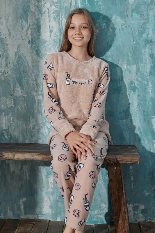 Somon Milk Desenli Kız Çocuk Peluş Pijama Takımı - Pijamaevi