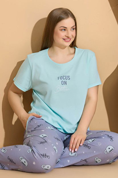 Su Yeşili Focus Baskılı Büyük Beden Battal Pijama Takımı - 1