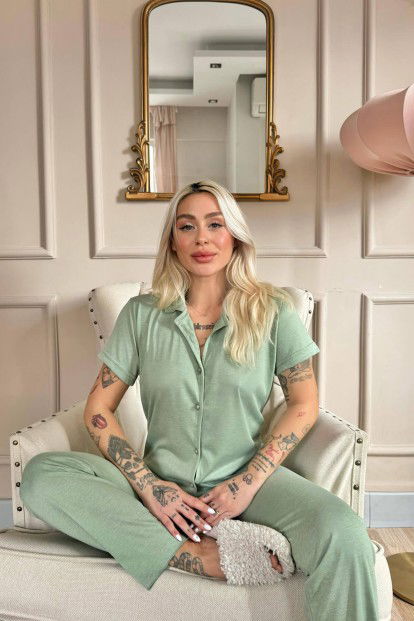 Su Yeşili Önden Düğmeli Kısa Kol Örme Kadın Pijama - 3