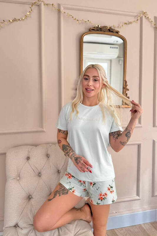 Su Yeşili Spring is My Life Desenli Kısa Kollu Şortlu Örme Kadın Pijama Takımı - Pijamaevi (3)