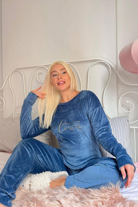 Toz Mavi Love Desenli Exclusive Kadife Kadın Pijama Takımı  - Pijamaevi (2)