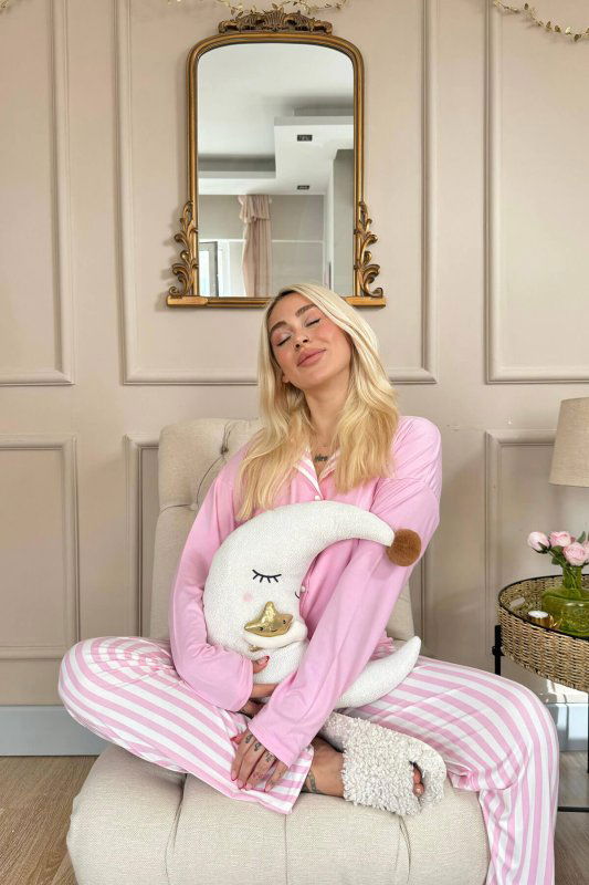 Toz Pembe Çizgi Desenli Bambu Önden Düğmeli Uzun Kol Kadın Pijama Takımı - Pijamaevi (3)