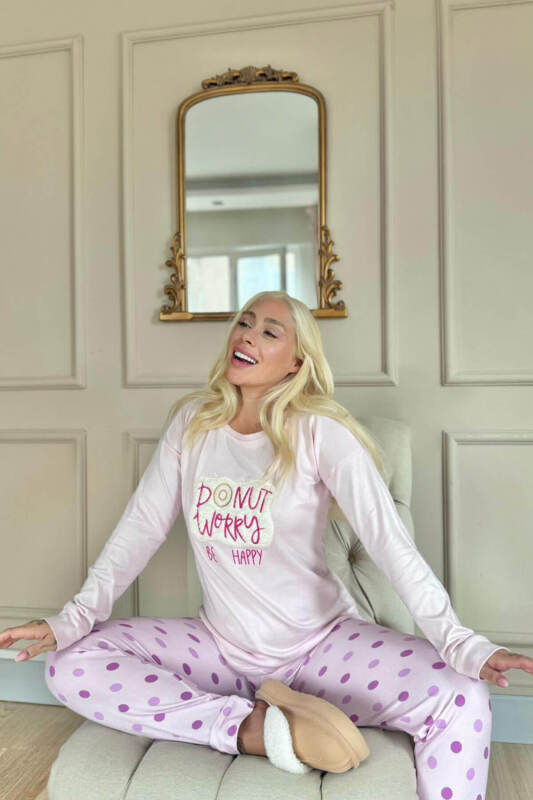 Toz Pembe Donut Worry Desenli Termal Kadın Pijama Takımı - Pijamaevi (1)