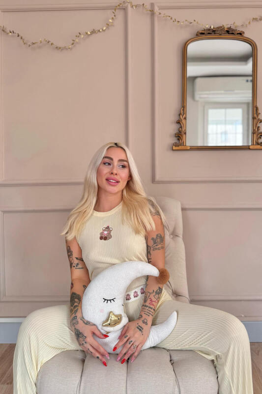 Vanilya Teddy Bear Desenli Örme Sıfır Kol Kadın Pijama Takımı - Pijamaevi (3)