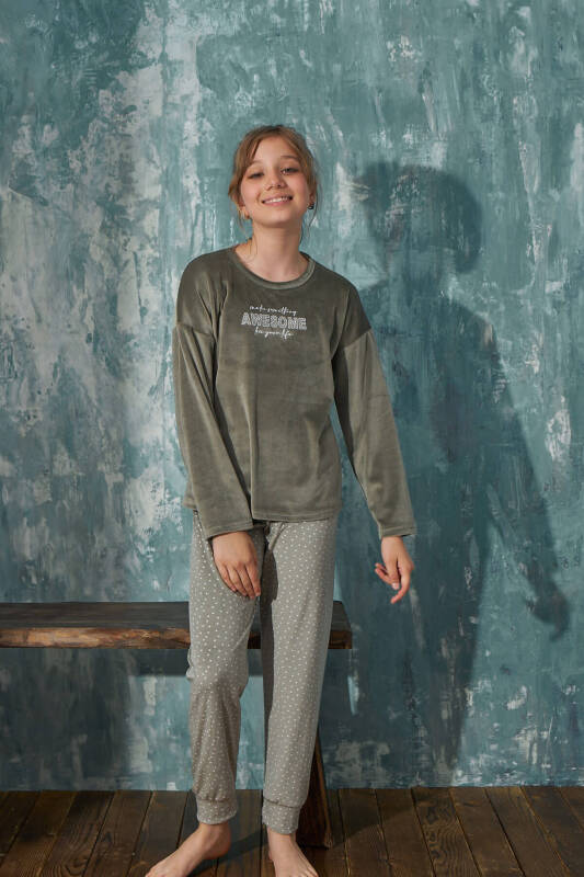 Yeşil Awesome Desenli Exclusive Kadife Kız Çocuk Pijama Takımı  - Pijamaevi (2)