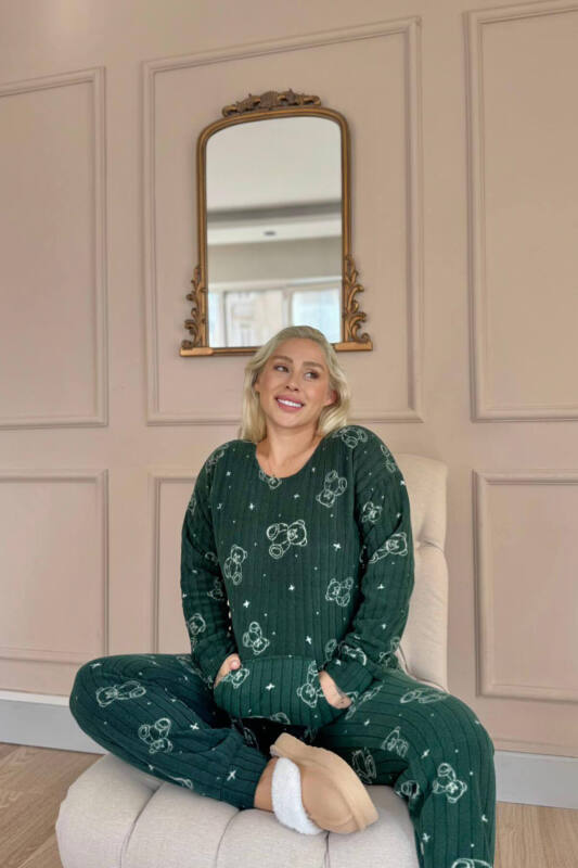 Yeşil Bear Desenli Kanguru Cepli Peluş Polar Pijama Takımı - Pijamaevi (2)
