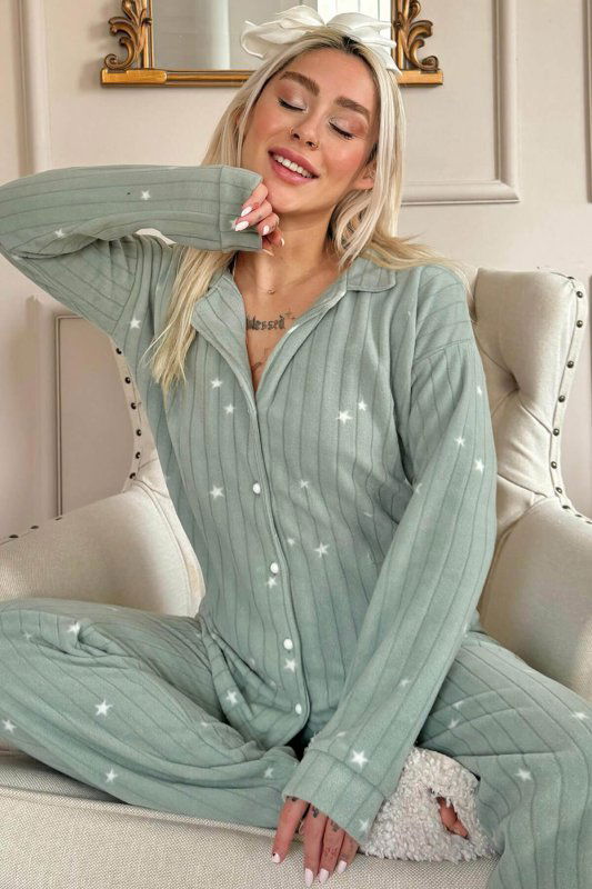 Yeşil Eclipse Desenli Önden Düğmeli Peluş Polar Pijama Takımı - Pijamaevi