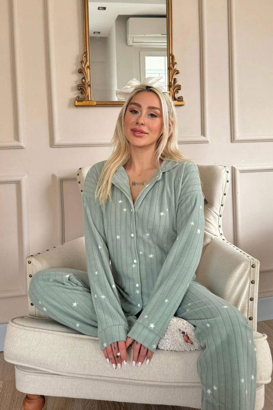 Yeşil Eclipse Desenli Önden Düğmeli Peluş Polar Pijama Takımı - Pijamaevi (1)
