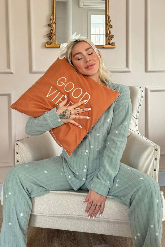 Yeşil Eclipse Desenli Önden Düğmeli Peluş Polar Pijama Takımı - Pijamaevi (2)
