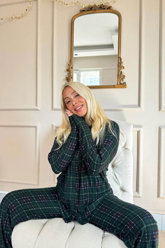 Yeşil Ekose Baskılı Önden Düğmeli Uzun Kollu Kadife Pijama Takımı - Pijamaevi (2)