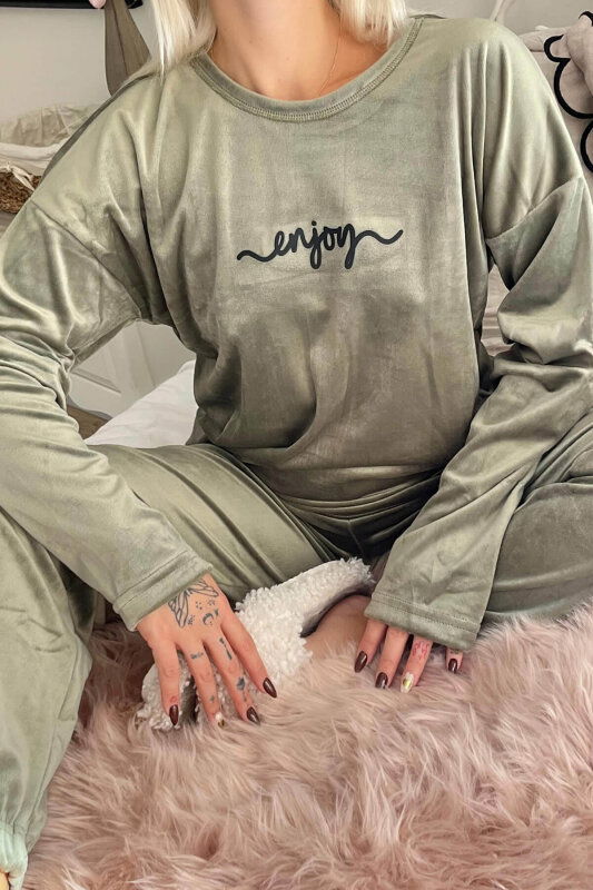 Yeşil Enjoy Desenli Exclusive Kadife Kadın Pijama Takımı  - Pijamaevi (3)