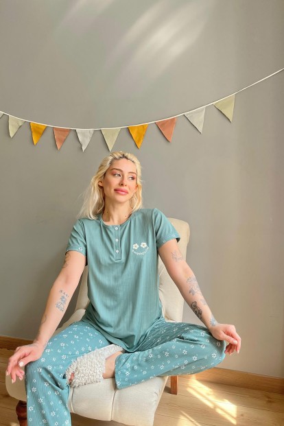 Yeşil Fine Nakışlı Kısa Kollu Örme Kadın Pijama Takımı - 3