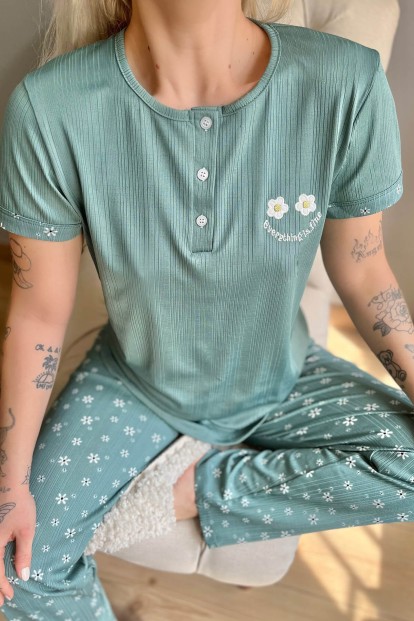 Yeşil Fine Nakışlı Kısa Kollu Örme Kadın Pijama Takımı - 4