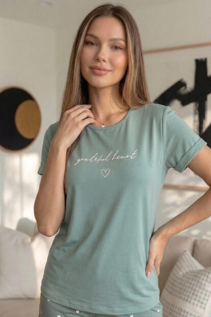 Yeşil Grateful Heart Desenli Bambu Kısa Kol Kadın Şortlu Pijama Takımı - 5