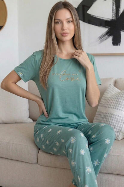 Yeşil Love Desenli Bambu Kısa Kol Kadın Pijama Takımı - 3