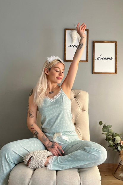 Yeşil Yaprak Dantelli İp Askılı Örme Kadın Pijama Takımı - 2