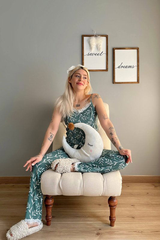 Yeşil Zeytin Dalı Dantelli İp Askılı Örme Kadın Pijama Takımı - Pijamaevi (2)