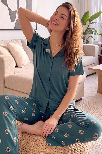 Zümrüt Mozaik Exclusive Önden Düğmeli Kadın Pijama Takımı 