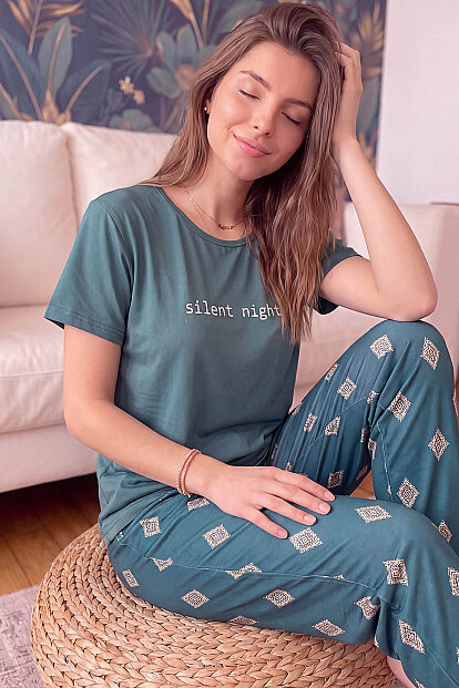 Zümrüt Silent Desenli Kısa Kollu Kadın Pijama Takımı 